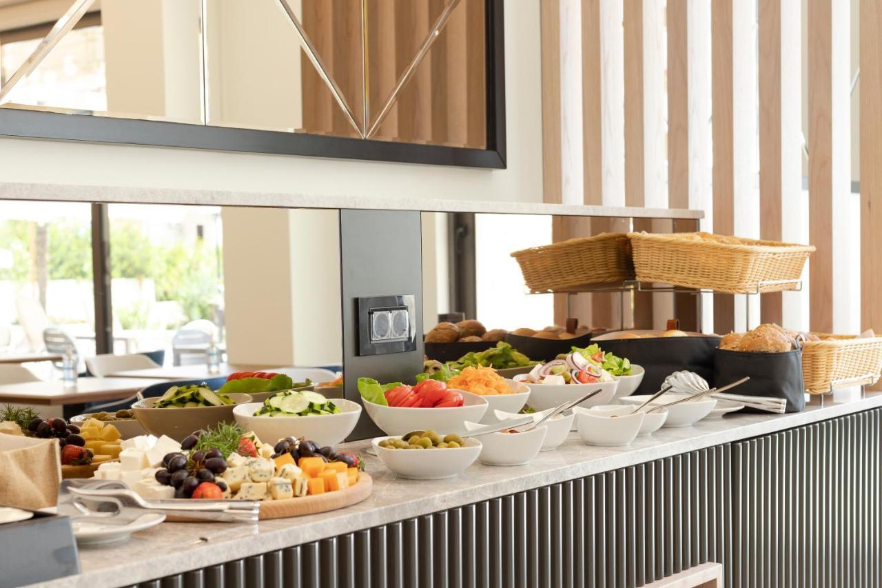 Momentum Hotel